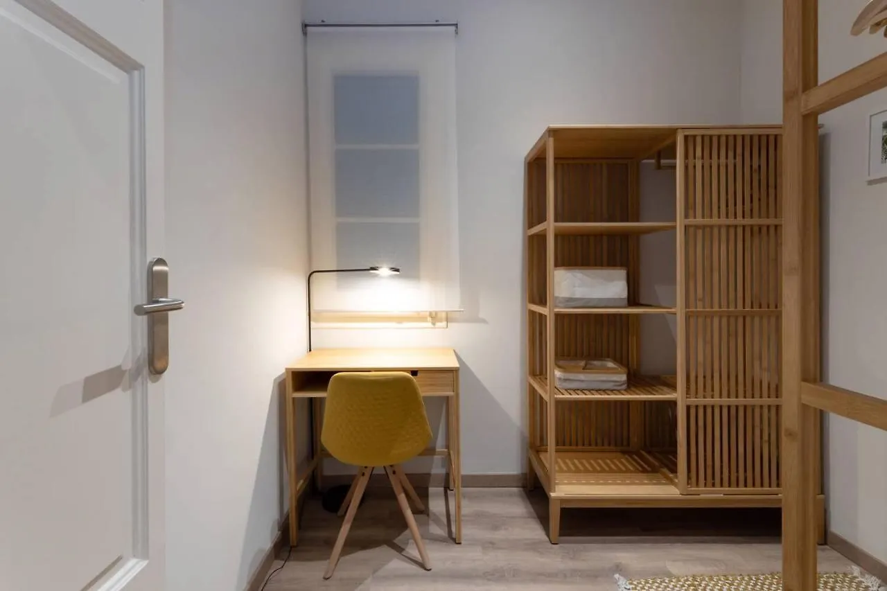22Par1006 Newly Refurbished 2Bed Apartment In Paral Barcelona 0*,  Spanien